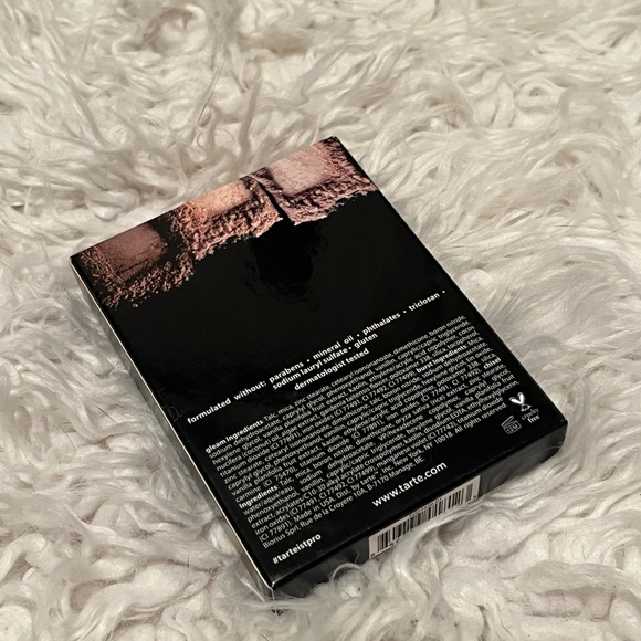 Tarte Tarteist PRO Glow To Go Highlight & Contour Palette - Picture 2 of 7